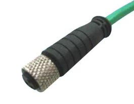 В чем разница между кодом кода и B Code M8 Connector?